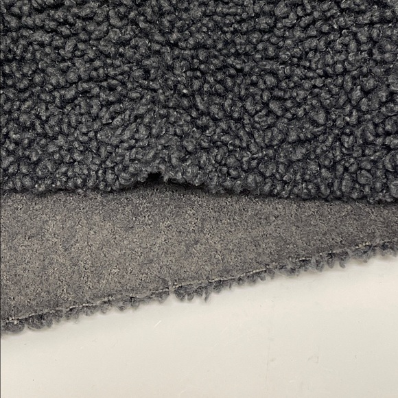 American Eagle Charcoal Gray Fleece Cropped Pullover Sweatshirt, Size M - Picture 5 of 5